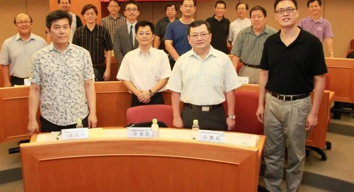 热门:罗永浩和苹果发布会撞日子，“新旧大战”谁更出彩？