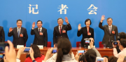 凤凰财经专访超额宝张茂苏：做一名合格的互联网金融送水工
